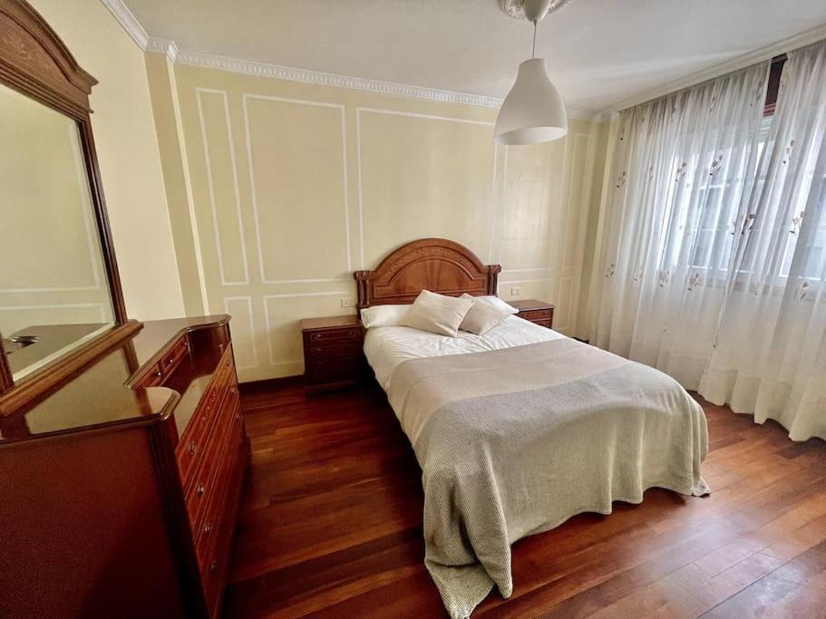 Agradable Apartamento Centrico En Cangas Exterior foto